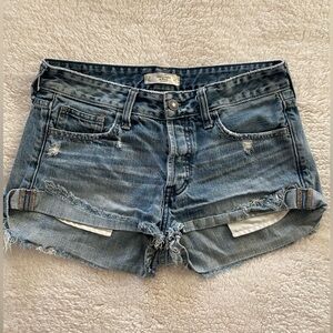 Awesome A&F cutoffs 🔥